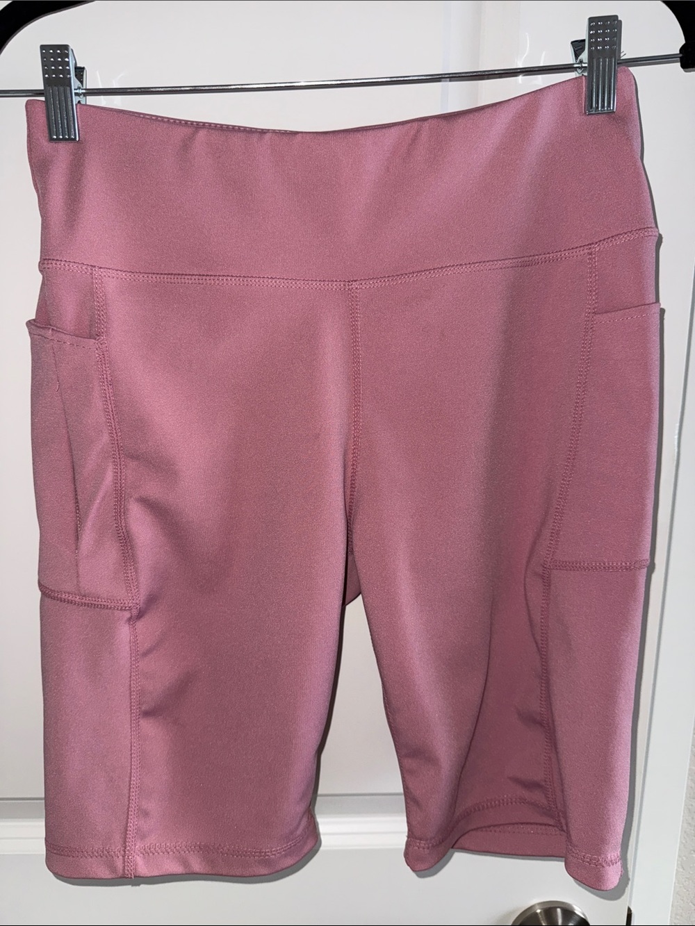 Dusty Rose Active Bike Shorts with Side Pockets